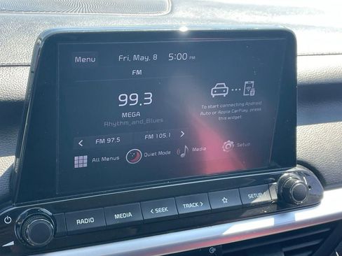Used 2023 Kia Forte LXS w/ LXS Technology Package FWD image 9