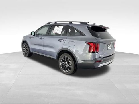 Certified 2023 Kia Sorento SX Prestige AWD/4WD image 9