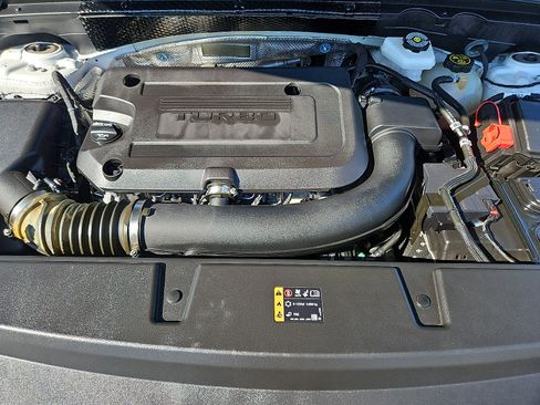 Used 2022 Buick Envision Avenir w/ Technology Package II AWD/4WD image 28