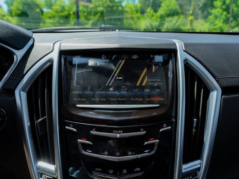 Used 2015 Cadillac SRX Luxury w/ Driver Awareness Package image 27