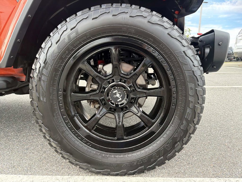 Used 2020 Jeep Wrangler Unlimited Rubicon AWD/4WD image 9