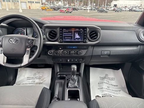 Used 2021 Toyota Tacoma TRD Sport image 26