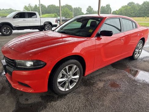 Used 2023 Dodge Charger SXT AWD/4WD image 4