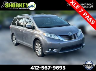 Used 2017 Toyota Sienna XLE image 1