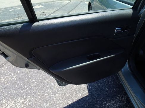 Used 2008 Ford Fusion SE FWD image 16