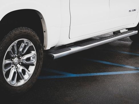 Used 2019 RAM 1500 Laramie w/ Sport Appearance Package image 32