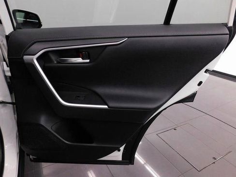 Used 2022 Toyota RAV4 Limited image 33