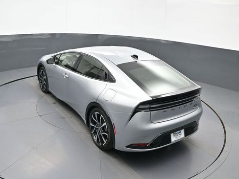 New 2026 Toyota Prius Plug-In Hybrid FWD image 40