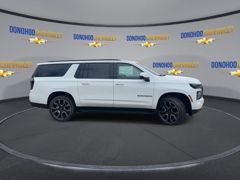 New 2026 Chevrolet Suburban RST w/ RST Capability Package AWD/4WD image 12