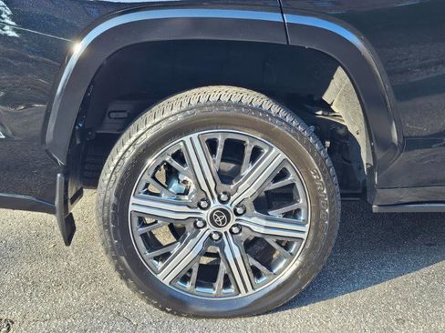 Used 2024 Toyota Sequoia Capstone image 8