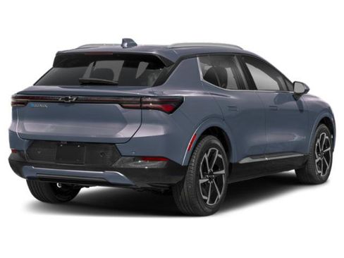 Used 2025 Chevrolet Equinox EV LT image 3