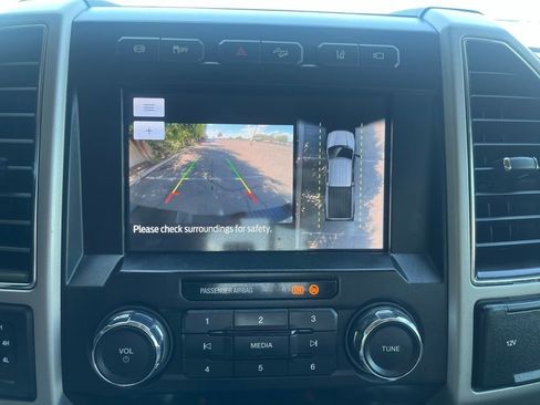 Used 2020 Ford F250 Lariat w/ Lariat Ultimate Package image 34