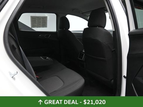 Used 2024 Kia Sportage LX image 25