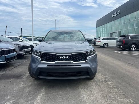 Certified 2023 Kia Sorento LX AWD/4WD image 10