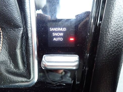 Certified 2022 Jeep Compass Limited image 22