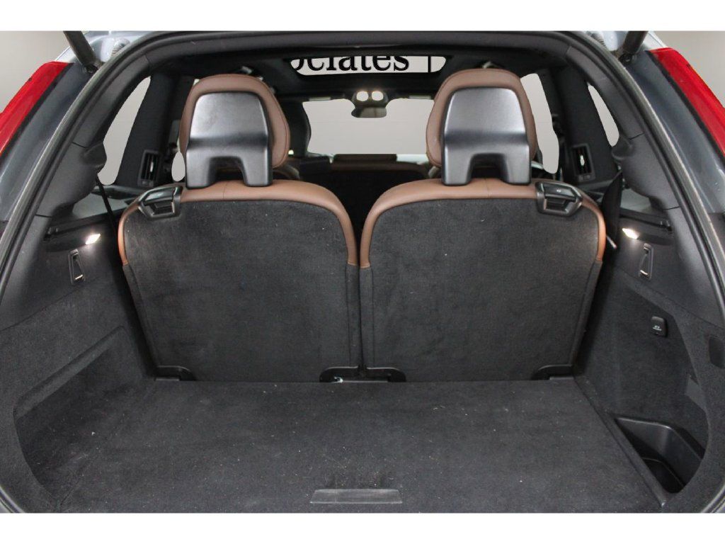 Certified 2023 Volvo XC90 B6 Plus AWD/4WD image 31