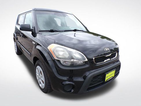Used 2013 Kia Soul FWD image 8