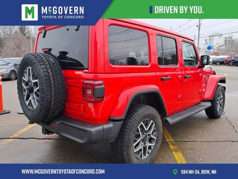 Used 2024 Jeep Wrangler Sahara image 3