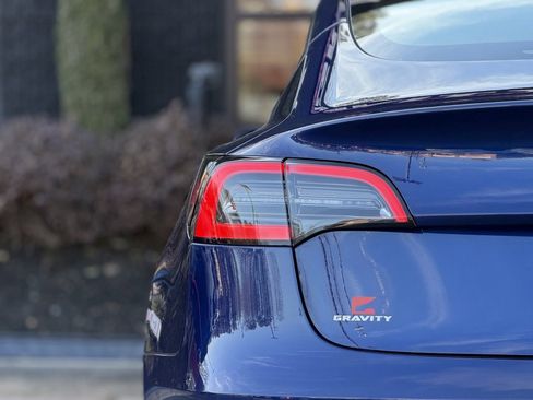 Used 2023 Tesla Model 3 Standard Range image 15