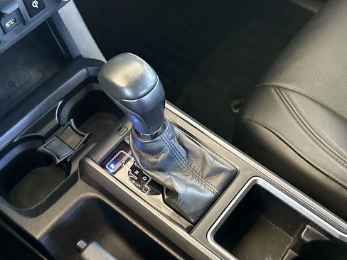 Used 2020 Toyota Tacoma TRD Sport RWD image 18