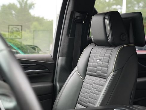 Used 2024 Cadillac Escalade V w/ LPO, ONYX Package AWD/4WD image 24