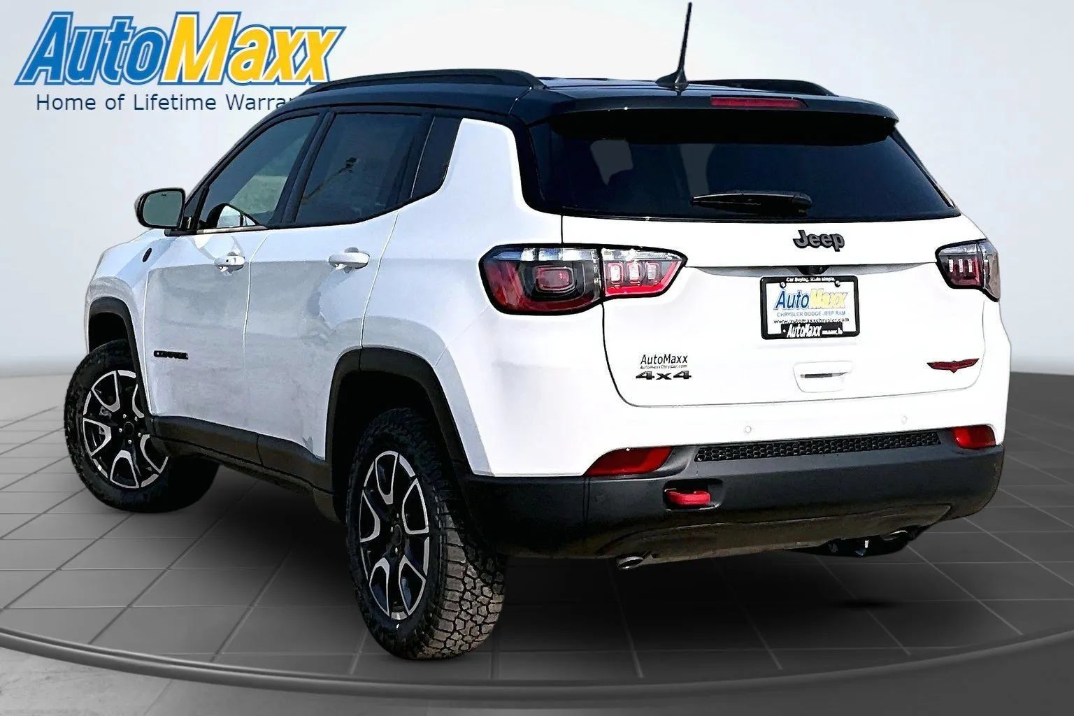 New 2026 Jeep Compass Trailhawk AWD/4WD image 3