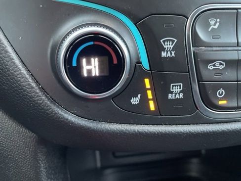 Used 2024 Chevrolet Equinox LT image 21