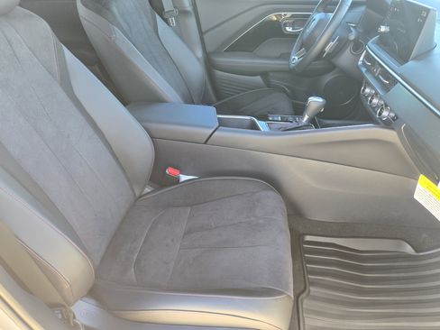 Certified 2025 Acura ADX A-Spec image 20