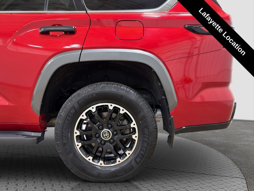 Used 2023 Toyota Sequoia Limited w/ TRD Off-Road Package AWD/4WD image 25