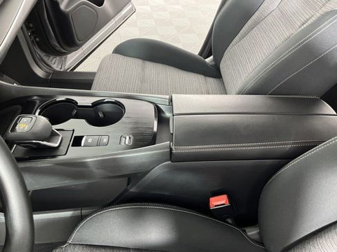 Used 2021 Nissan Rogue S FWD image 24