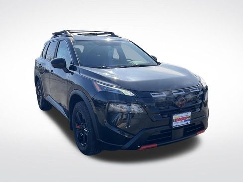 New 2026 Nissan Rogue SV image 7