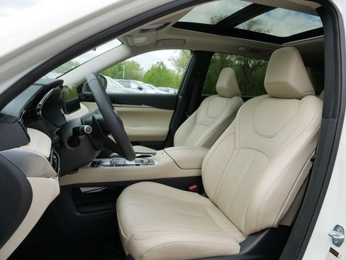 Used 2023 INFINITI QX60 Pure AWD/4WD image 35