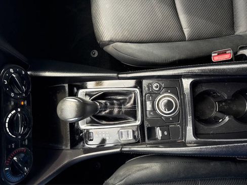 Used 2017 MAZDA MAZDA3 Sport image 19