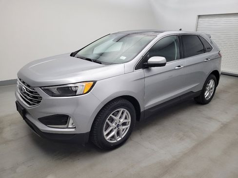 Used 2022 Ford Edge SEL w/ Convenience Package AWD/4WD image 2