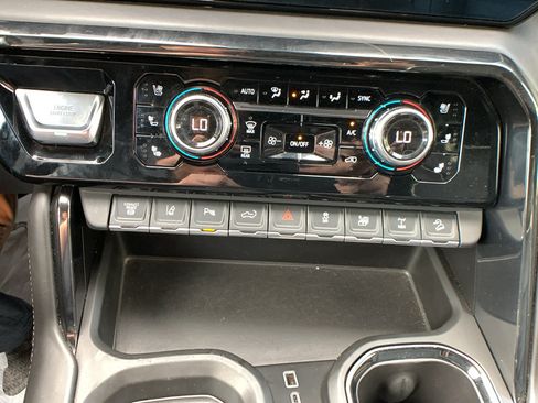 Used 2024 GMC Sierra 2500 AT4X w/ AT4X AEV Edition AWD/4WD image 19
