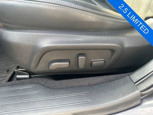 Used 2019 Subaru Outback 2.5i Limited AWD/4WD image 12