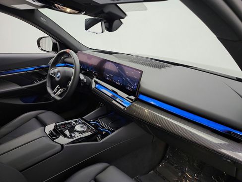 Used 2024 BMW i5 M60 w/ Executive Package AWD/4WD image 17