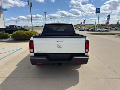 Used 2018 Honda Ridgeline RTL-T image 6