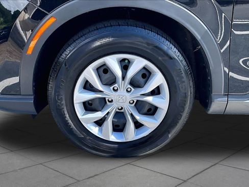 Used 2024 Honda CR-V LX image 11
