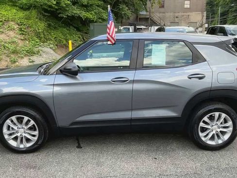 Used 2021 Chevrolet TrailBlazer LS FWD image 5