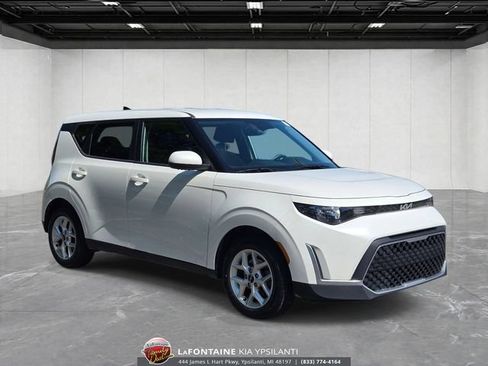 Certified 2023 Kia Soul LX w/ Option Group 015 FWD image 7