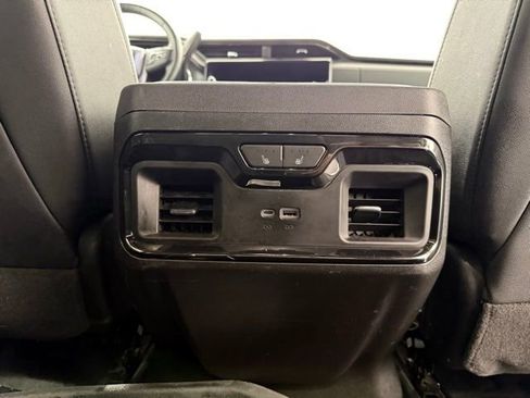 Used 2024 GMC Sierra 3500 AT4 w/ Technology Package image 28