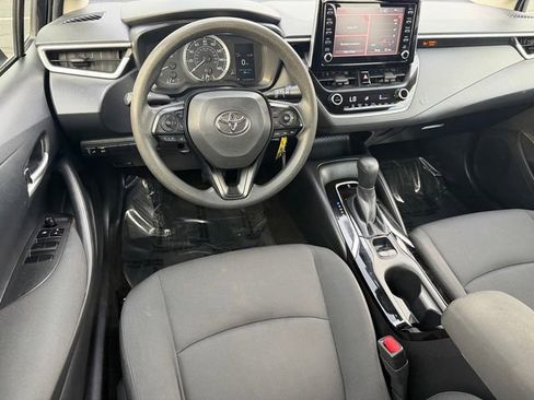 Used 2020 Toyota Corolla LE image 33