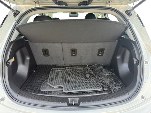 Used 2023 Chevrolet Bolt LT w/ Infotainment Package FWD image 17