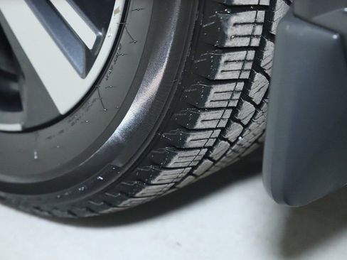 Certified 2021 Nissan Rogue Platinum image 41