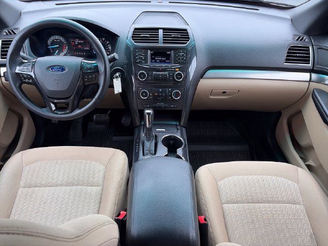 Used 2017 Ford Explorer 4WD image 12