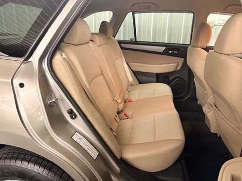 Used 2018 Subaru Outback 2.5i Premium AWD/4WD image 26