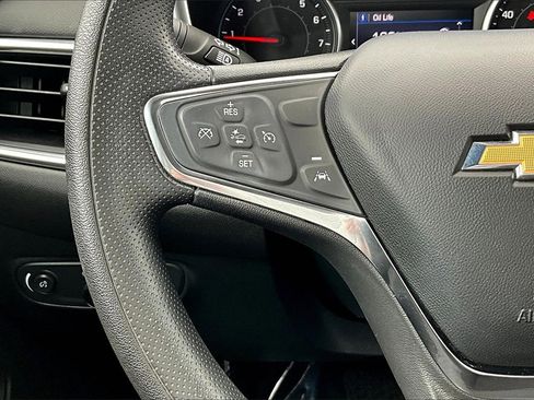 Used 2021 Chevrolet Equinox LT image 25