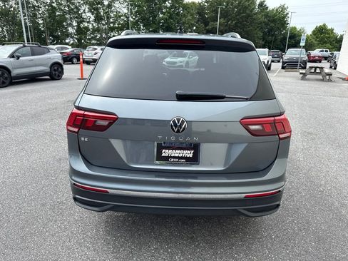 Used 2022 Volkswagen Tiguan SE FWD image 6