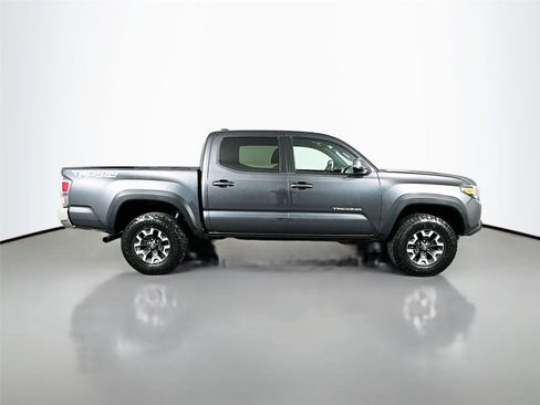 Certified 2023 Toyota Tacoma TRD Off-Road image 16